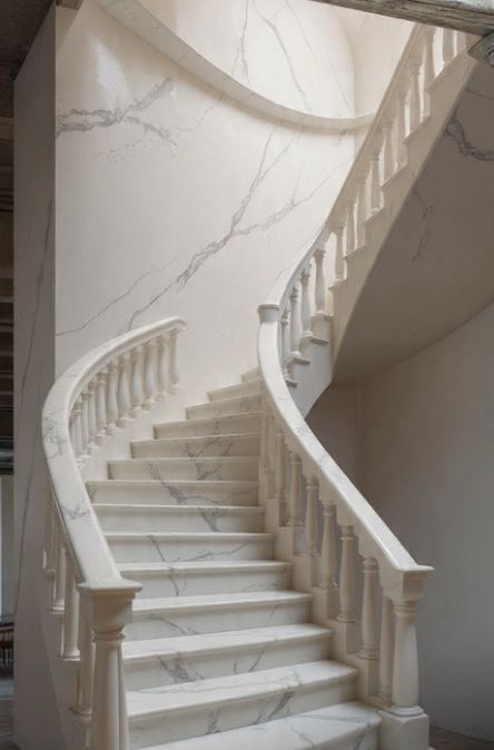 Escada mármore Carrara